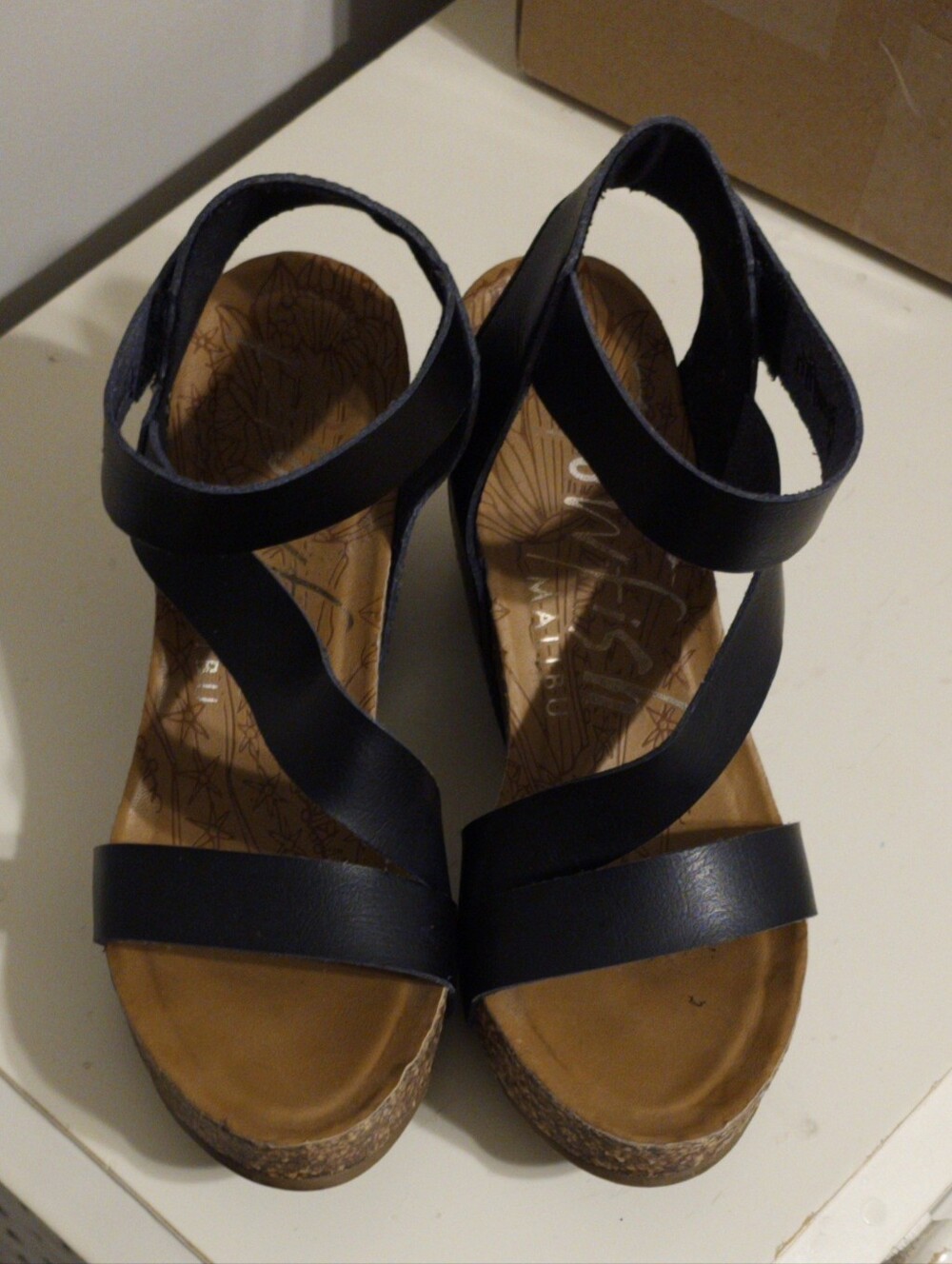 Blowfish Black Wedges Size 9 - Picture 2 of 3